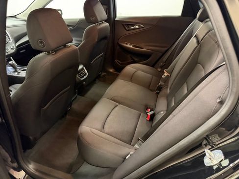 Used 2020 Chevrolet Malibu LT FWD image 28