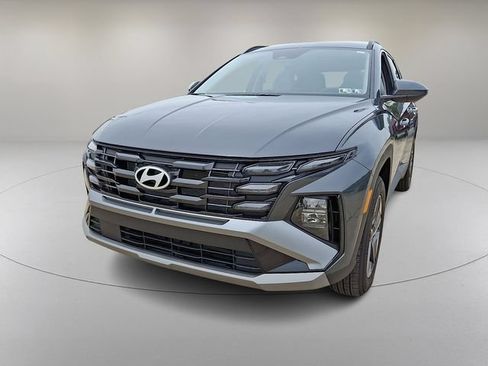 Certified 2025 Hyundai Tucson SEL AWD/4WD image 4