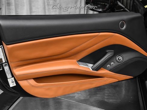 Used 2016 Ferrari California T RWD image 32