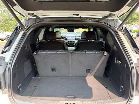 Used 2025 Ford Explorer ST w/ Sun And Sound Package AWD/4WD image 32