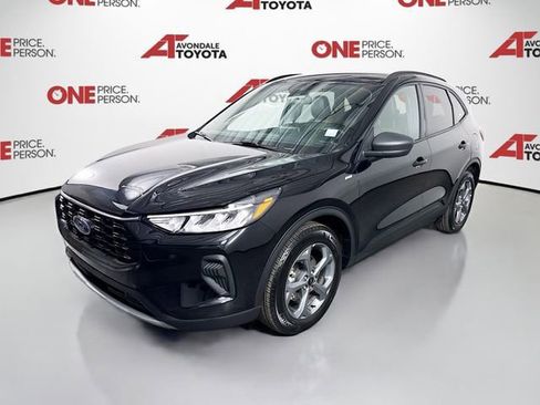 Used 2025 Ford Escape ST-Line image 3