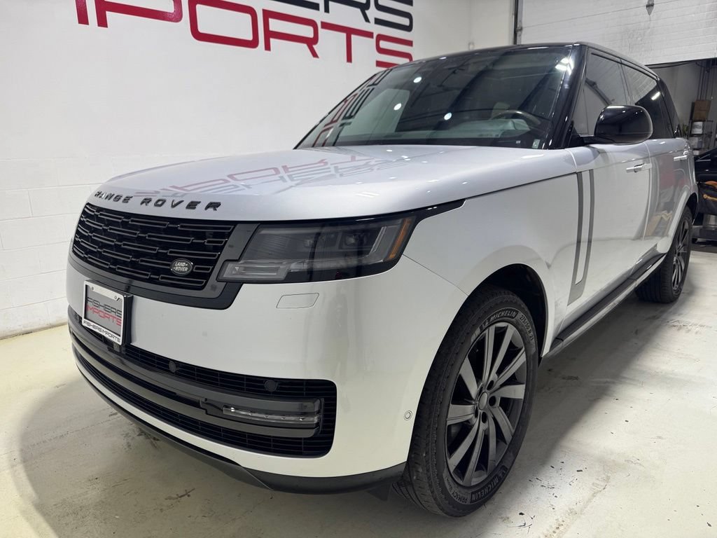 Used 2024 Land Rover Range Rover Long Wheelbase SE AWD/4WD image 2