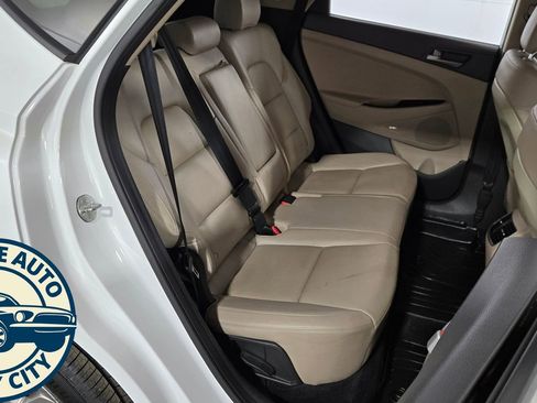 Used 2018 Hyundai Tucson SEL Plus image 35