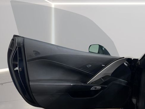 Used 2015 Chevrolet Corvette Stingray Coupe image 10