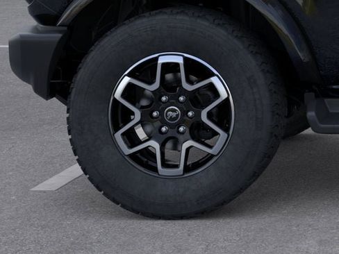 New 2026 Ford Bronco Outer Banks AWD/4WD image 23