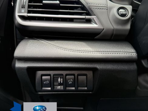 Certified 2025 Subaru Outback Limited AWD/4WD image 26