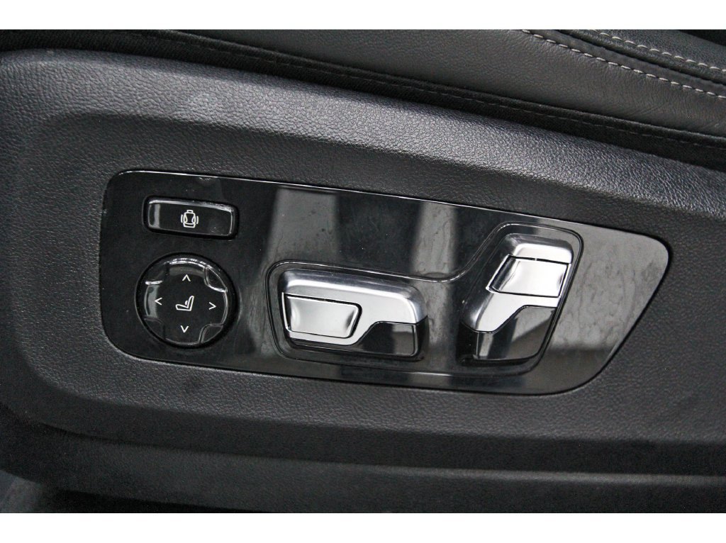 Used 2024 BMW X6 xDrive40i w/ Premium Package AWD/4WD image 31