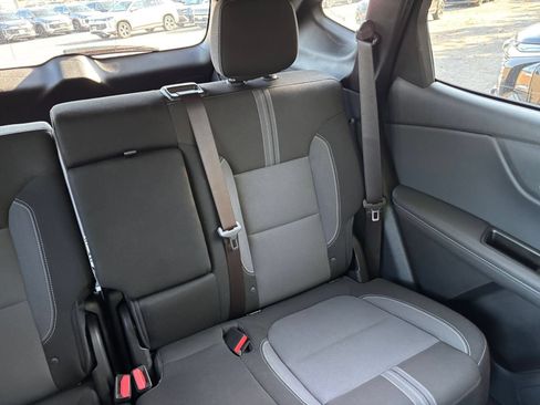 Used 2026 Chevrolet Blazer LT FWD image 38