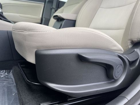 Used 2018 Hyundai Elantra Value Edition image 19