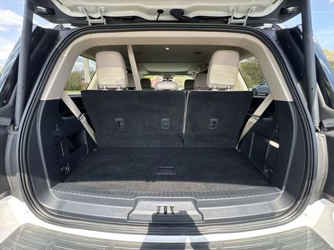 Used 2024 Ford Expedition Limited AWD/4WD image 25