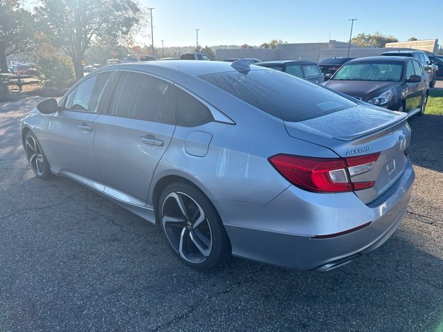 Used 2019 Honda Accord Sport image 4