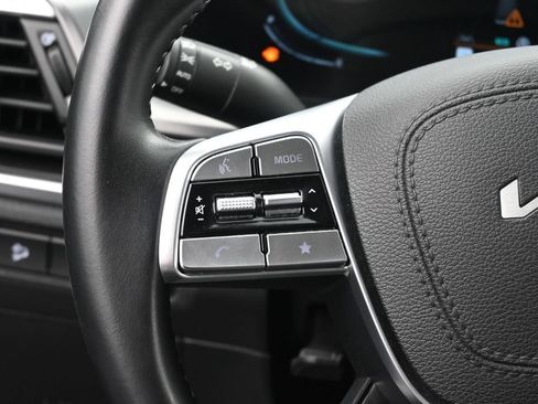 Used 2023 Kia Telluride S FWD image 22