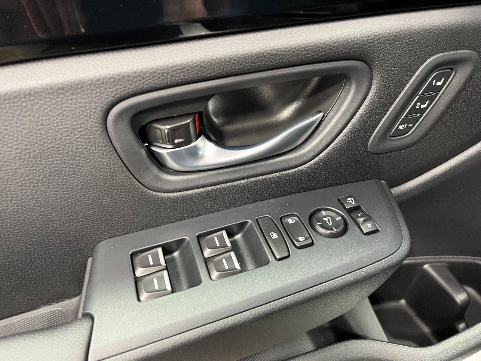 New 2026 Honda Pilot TrailSport image 13