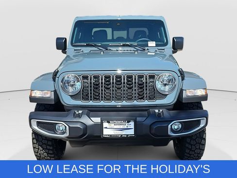 New 2025 Jeep Gladiator Willys image 8