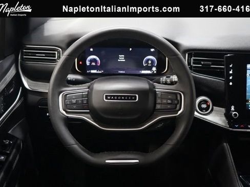 Used 2023 Jeep Wagoneer Series III w/ Preferred Equipment Group image 12