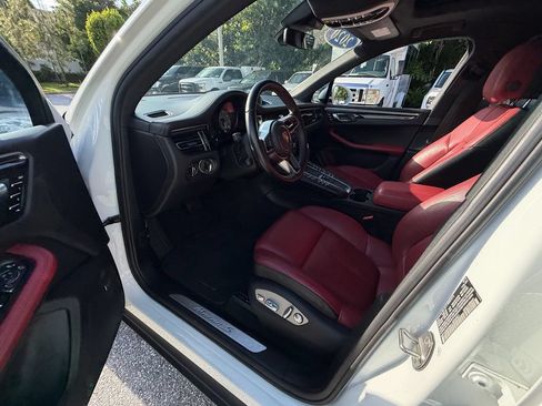 Used 2020 Porsche Macan S AWD/4WD image 11