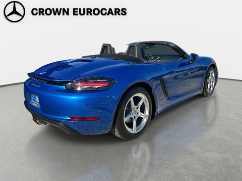 Used 2017 Porsche 718 Boxster image 4