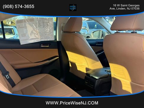 Used 2017 Lexus IS 300 F Sport image 25