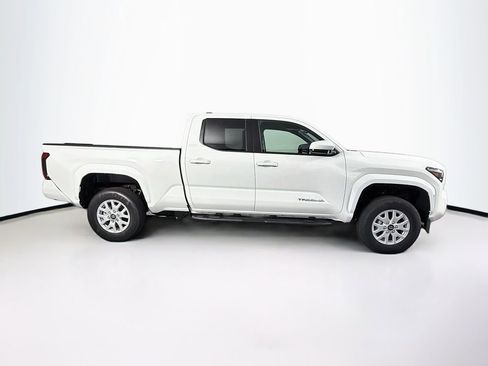 New 2026 Toyota Tacoma SR5 AWD/4WD image 10