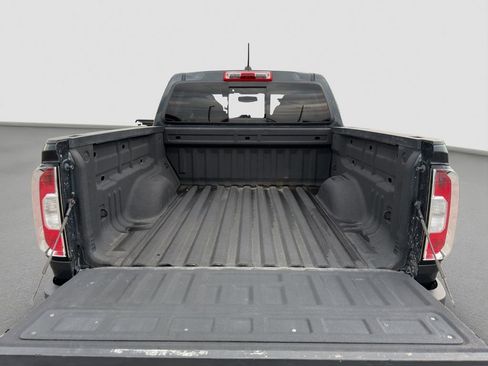 Used 2018 GMC Canyon SLE w/ SLE Convenience Package image 20