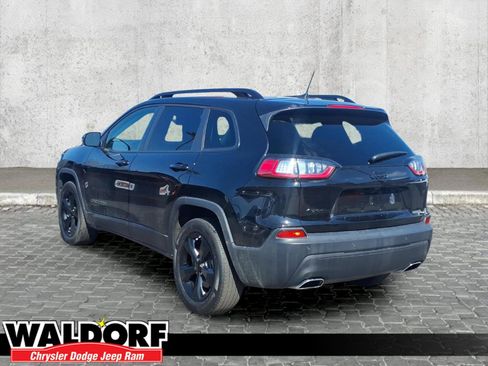 Used 2019 Jeep Cherokee Latitude Plus image 6