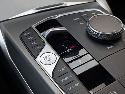 Used 2025 BMW M240i Coupe w/ Premium Package RWD image 20