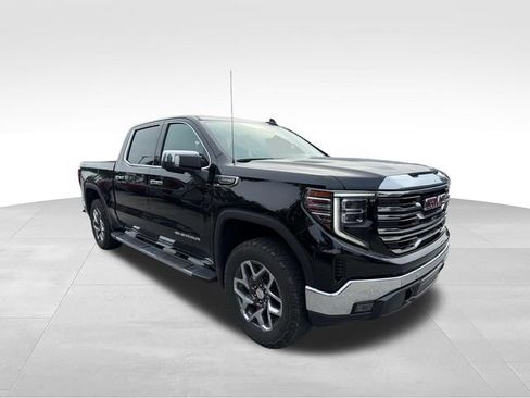 Used 2024 GMC Sierra 1500 SLT w/ SLT Premium Plus Package AWD/4WD image 3