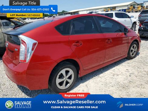 Used 2015 Toyota Prius Two FWD image 4