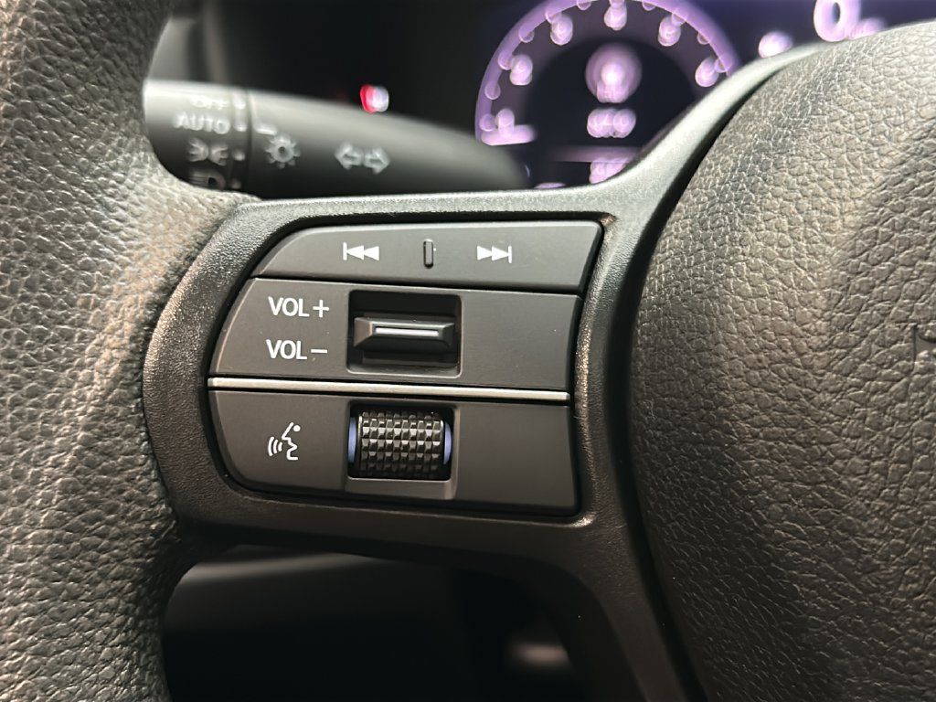 Certified 2024 Honda Accord EX image 27