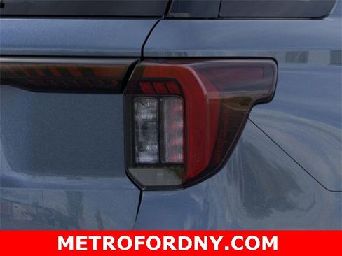 New 2026 Ford Explorer ST-Line image 21