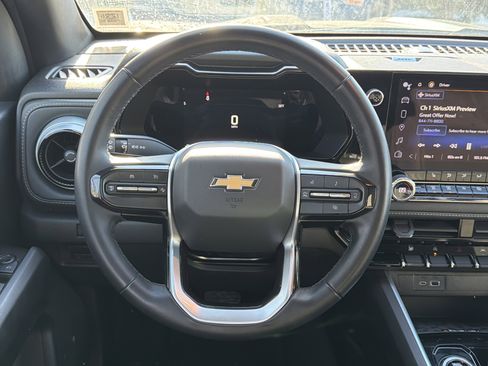 Used 2023 Chevrolet Colorado LT w/ LT Convenience Package II image 13