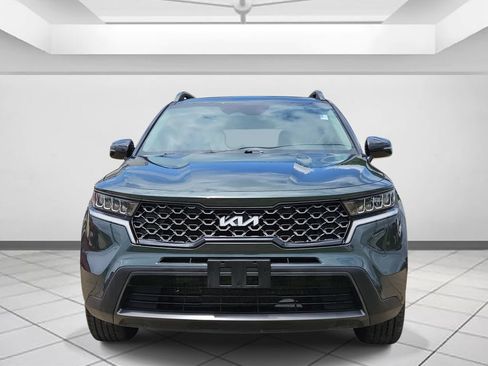 Used 2022 Kia Sorento S AWD/4WD image 2