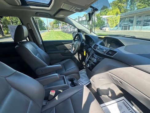 Used 2013 Honda Odyssey EX-L image 30