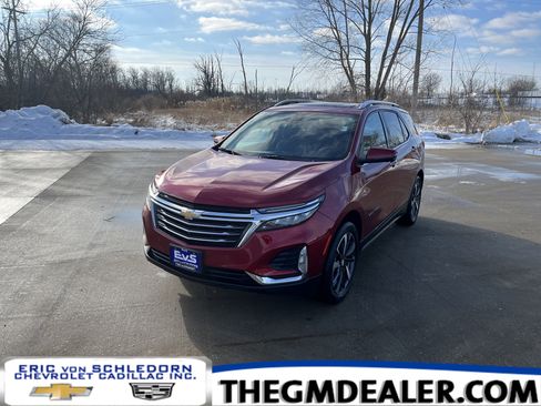 Used 2023 Chevrolet Equinox Premier image 1
