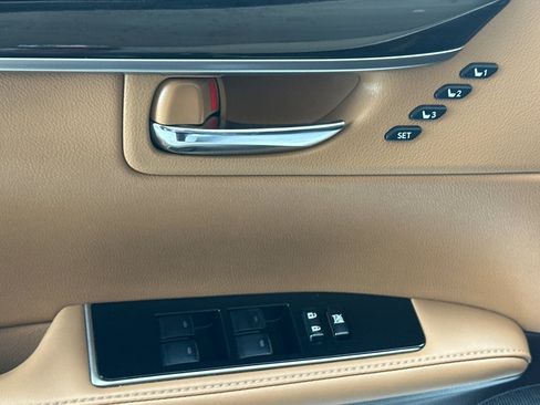 Used 2018 Lexus ES 350 w/ Navigation System Package FWD image 13