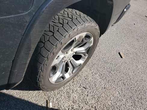 Used 2022 RAM 1500 Limited image 9