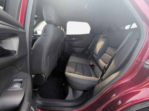 Used 2023 Chevrolet TrailBlazer RS w/ Convenience Package AWD/4WD image 13