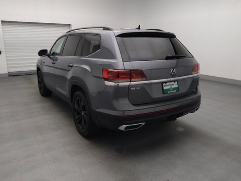 Used 2023 Volkswagen Atlas SE w/ Black Wheel Package FWD image 5