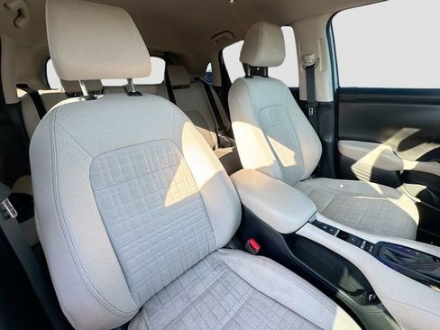 Certified 2023 Honda HR-V LX image 25