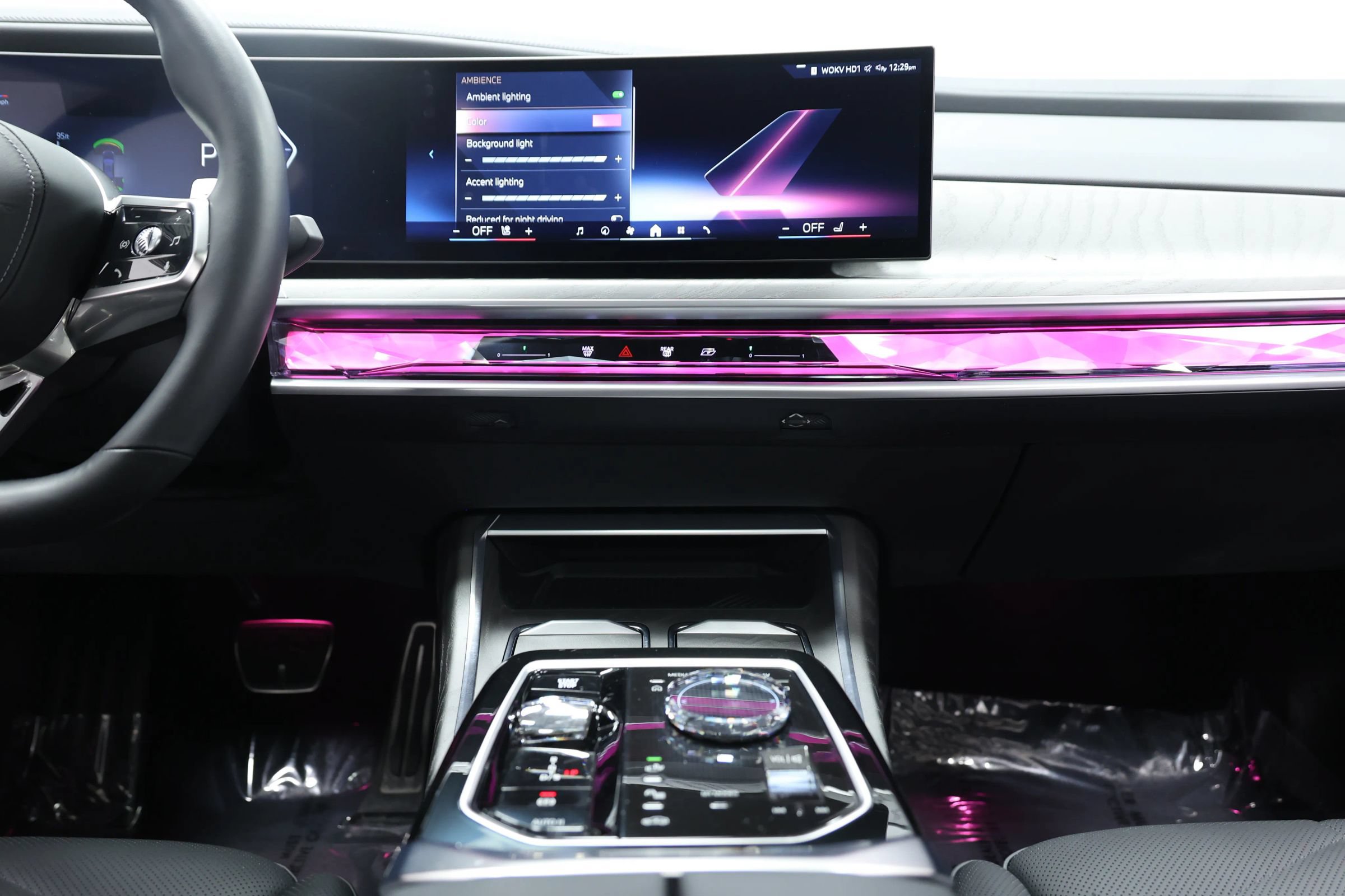 Used 2025 BMW 740i RWD image 31