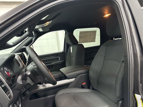 New 2026 RAM 2500 Big Horn AWD/4WD image 13