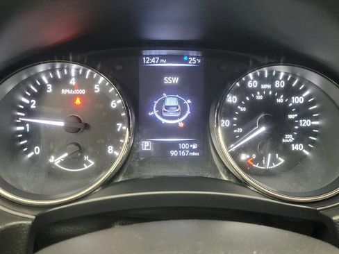 Used 2017 Nissan Rogue Sport SV w/ SV Premium Package image 23