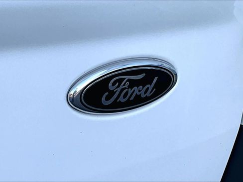 Used 2016 Ford Transit Connect XLT image 28