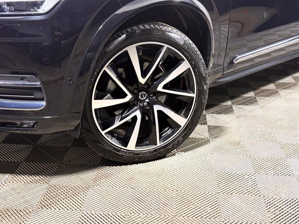 Used 2023 Volvo XC90 B6 Plus w/ Protection Package Premier AWD/4WD image 2