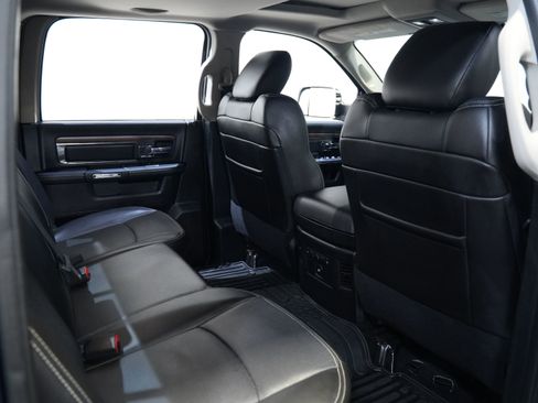 Used 2014 RAM 1500 Laramie w/ Trailer Tow Group image 39