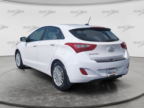 Used 2016 Hyundai Elantra GT FWD image 5