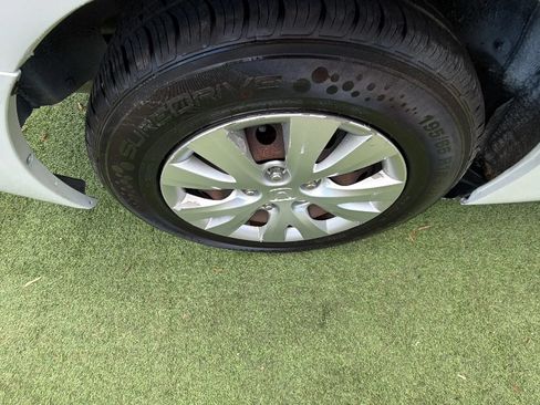 Used 2012 Honda Civic LX image 25