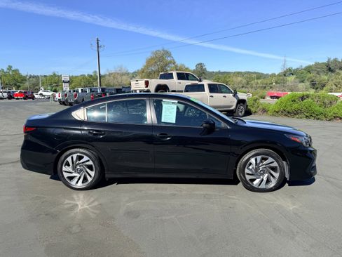 Used 2023 Subaru Legacy Limited AWD/4WD image 5
