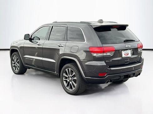 Used 2018 Jeep Grand Cherokee Overland AWD/4WD image 7