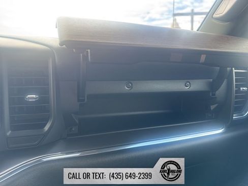 Used 2023 Chevrolet Silverado 1500 High Country w/ Technology Package image 21